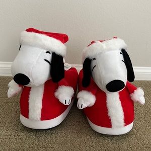 Brand New American Eagle Snoopy Slippers